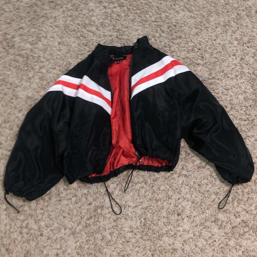 🆕Nylon Black Cropped Jacket w/ Red & White Stripe